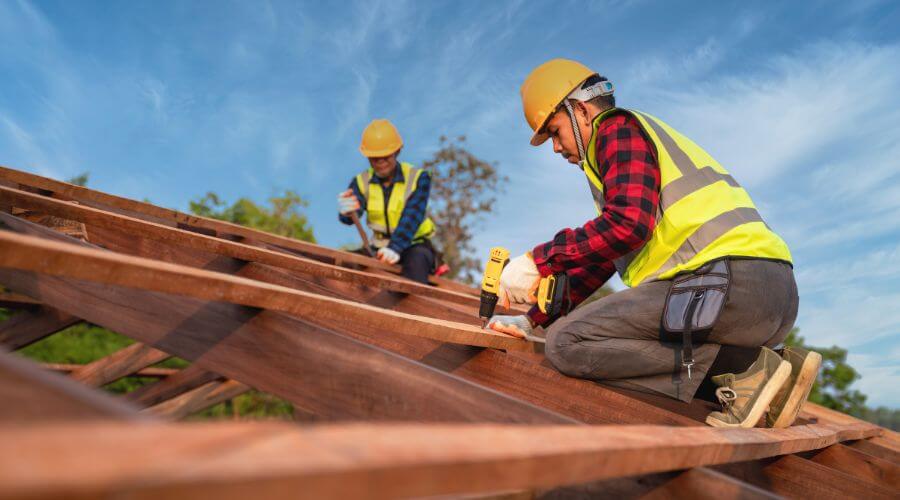 Professional gutter cleaning in Pineola, NC